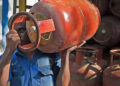 Ujjwala LPG Cylinders:उज्ज्वला योजना में बड़ा बदलाव: अब साल में सिर्फ 4 सब्सिडी सिलेंडर, सरकार के फैसले पर शुरू हुई नई बहस