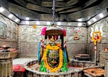 Mahakal Darshan: महाकाल दर्शन के लिए रेलवे की मेगा तैयारी: उज्जैन स्टेशन पर पहली बार वन-वे सिस्टम, ड्रोन से होगी भीड़ की निगरानी