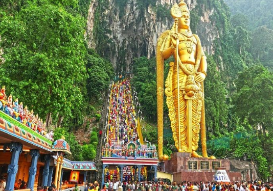 Grand Hindu temples famous worldwide