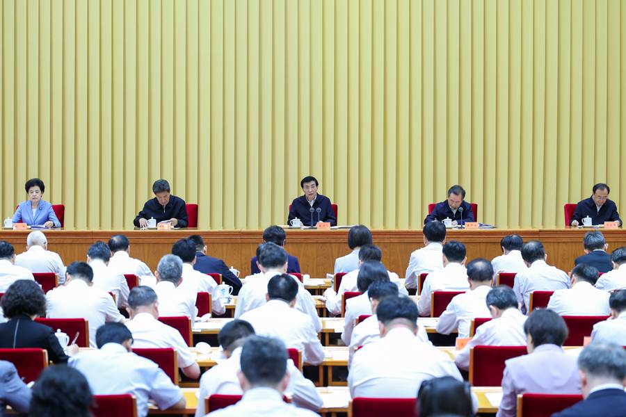 Xi Jinping emphasized mobilizing the strength of overseas Chinese for national rejuvenation