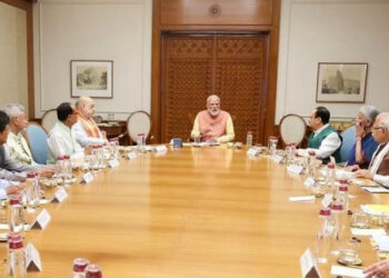 Breaking News: मोदी कैबिनेट में बड़े फेरबदल की तैयारी, कई वरिष्ठ मंत्रियों की छुट्टी के संकेत