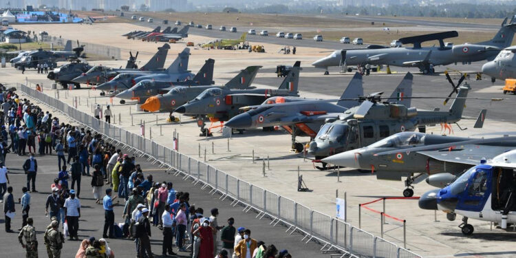 Aero India 2027: बेंगलुरु बनेगा दुनिया की रक्षा ताकतों का केंद्र, भारत दिखाएगा स्वदेशी सैन्य शक्ति का दम