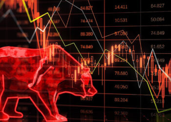 Share Market Crash: ईरान-अमेरिका तनाव से शेयर बाजार में हाहाकार, सेंसेक्स 1800 अंक टूटा; निवेशकों के ₹8.56 लाख करोड़ स्वाहा
