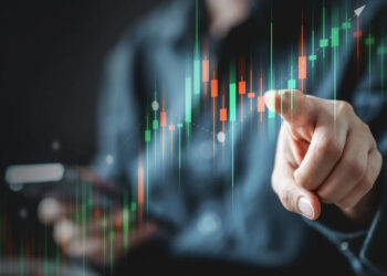 Share Market: बड़ी गिरावट के बाद बाजार ने बदली चाल, सेंसेक्स 238 अंक उछला; निफ्टी फिर 23,960 के पार
