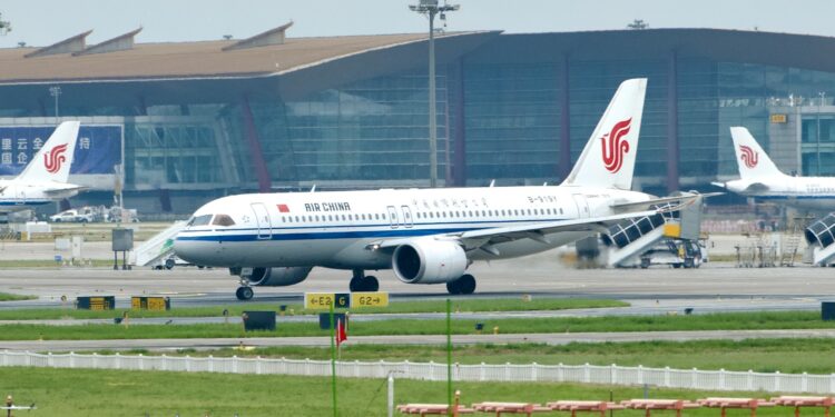 C919 ने औपचारिक रूप से अंतरराष्ट्रीय वाणिज्यिक उड़ानें शुरू कीं