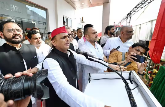 Pandit Card from Ayodhya Akhilesh major political move