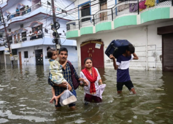 Torrential rain disrupts normal life