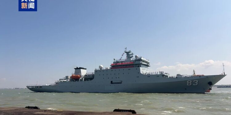 Chinese Navy fleet #Arrives in Indonesia
