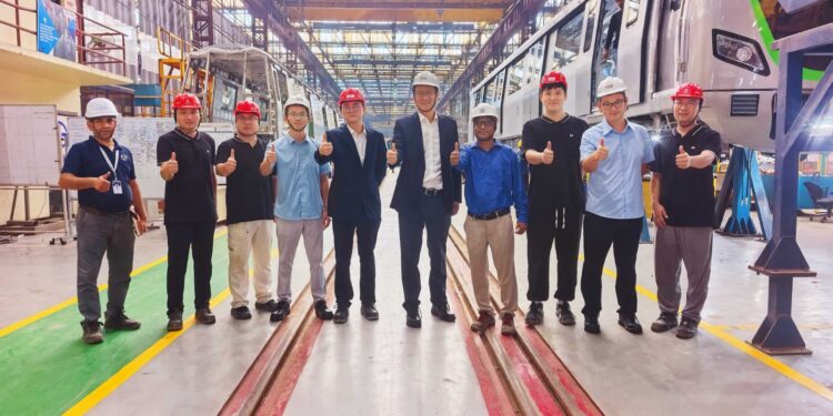 Chinese Consul General visited CRRC India Rail Transit Vehicles Limited