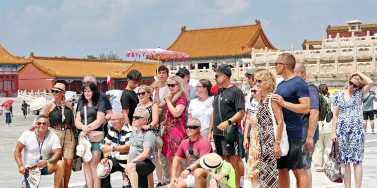 CGTN Survey Chinese Cool reshapes global summer consumption patterns