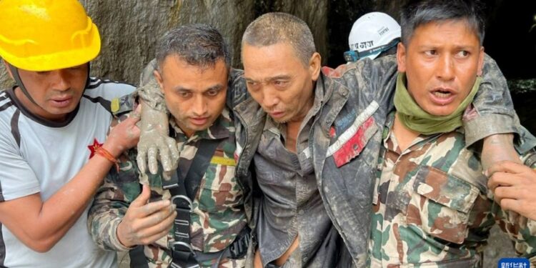 नेपाल में आपदाग्रस्त जलविद्युत संयंत्र से बचाए गए चीनी नागरिक स्थिर