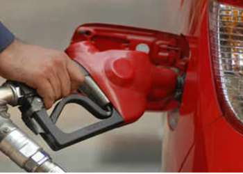 Crude oil surges yet petrol and diesel prices remain steady is this relief for Bhopal or a sign of mounting pressure