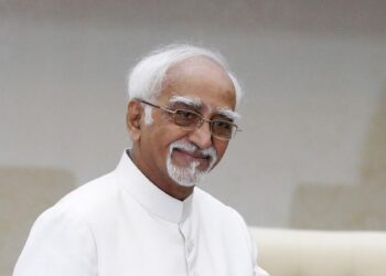 Political Controversy: हामिद अंसारी के बयानों पर फिर विवाद, मुस्लिम असुरक्षा से हिंदू दक्षिणपंथ तक इन मुद्दों पर मचा सियासी घमासान