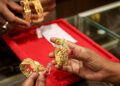 Gold Price Silver: 19 सितंबर को सोने-चांदी में फिर तेजी, 24 कैरेट गोल्ड ₹1.54 लाख के पार; चांदी भी ₹2.50 लाख के करीब