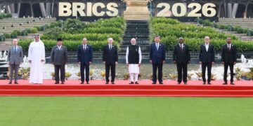 वांग यी ने शी चिनफिंग की भारत यात्रा का परिचय दिया