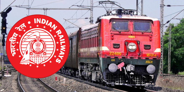 Railway Jobs Update: रेलवे में ग्रेजुएट युवाओं के लिए 3,477 पदों पर भर्ती, 8 अक्टूबर से शुरू होगा RRB NTPC का आवेदन