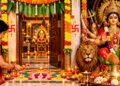 Shardiya Navratri: शारदीय नवरात्रि में घर को ऐसे सजाएं, मां दुर्गा की कृपा के साथ बढ़ेगी सुख-समृद्धि, जानें आसान धार्मिक और वास्तु उपाय