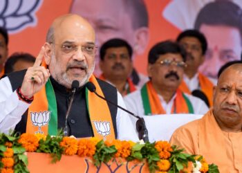 UP Politics: अमित शाह ने यूपी भाजपा को दिया एकजुटता का मंत्र, बोले- नाराजगी गोमती में बहाकर चुनाव की तैयारी में जुटें कार्यकर्ता