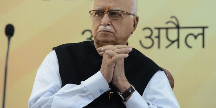 सोमनाथ से अयोध्या, फिर जिन्ना की मजार तक… लालकृष्ण आडवाणी का सफर और बीजेपी की कहानी