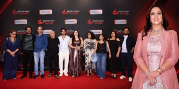 Bollywood News: मेघना हिरावत उपाध्याय का एंटरटेनमेंट इंडस्ट्री में नया कदम, Alphaneon Studioz और Ticketmart का किया लॉन्च