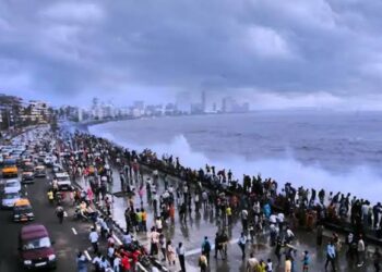 Weather Update: अर्बन फ्लडिंग का बढ़ता खतरा मुंबई, दिल्ली से इंदौर तक शहरों में जलभराव क्यों बन रहा बड़ी चुनौती?