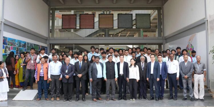 भारत में चीनी कौंसल जनरल ने बैंगलोर का दौरा किया