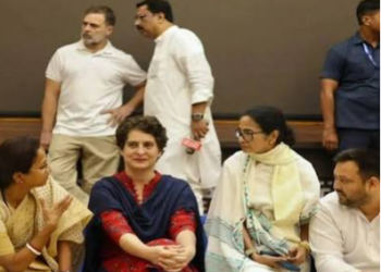 Rahul invite all opposition MP to Delhi after Karwa Chauth