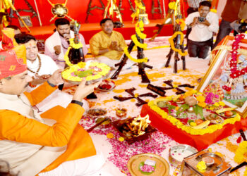 Shastra Pujan police reforms