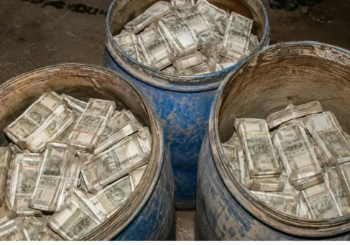 a treasure worth 5 crores found buried in the ground!